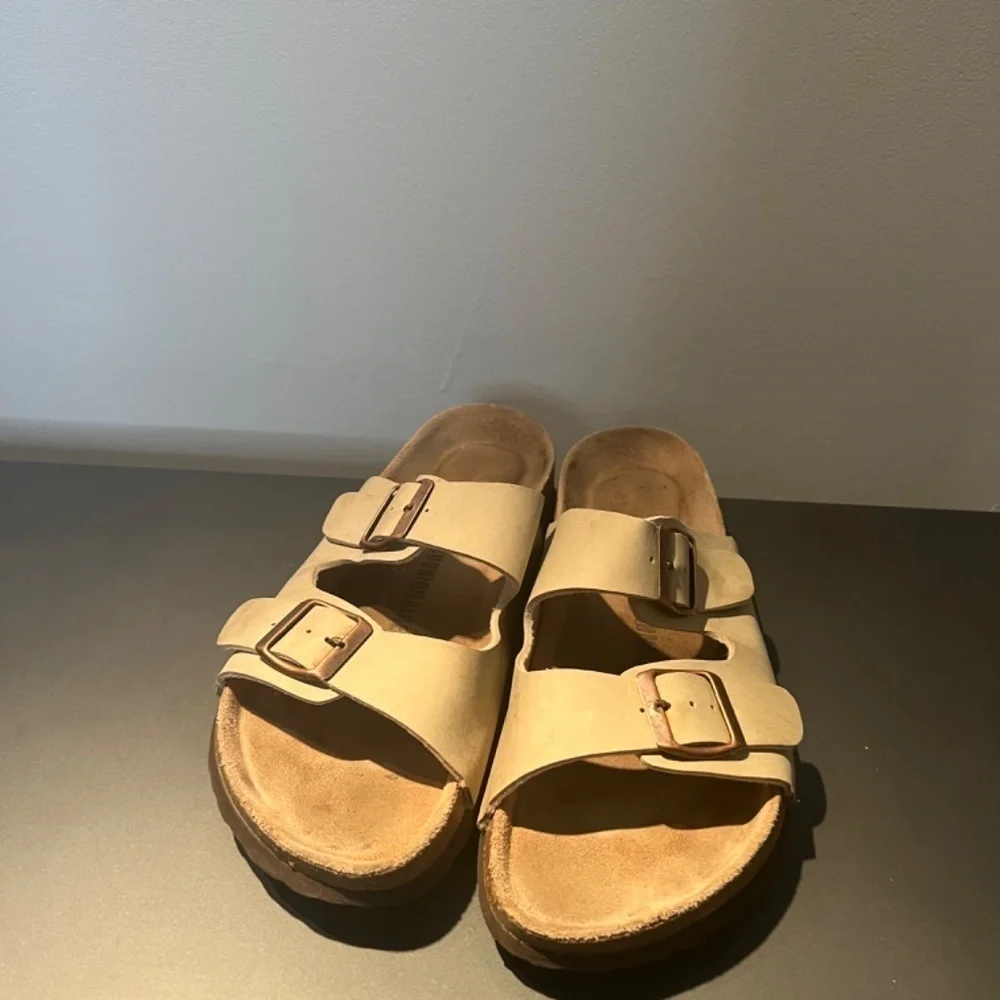 Cushionare sandals womens size 9 preloved